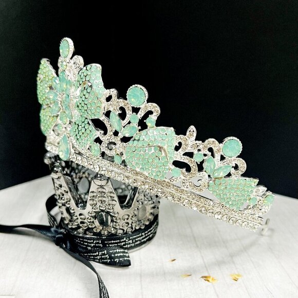 Lime Green Crown, Royal Princess Tiara, Silver Gemstone Crown, Quinceanera Tiara - Picture 3 of 10